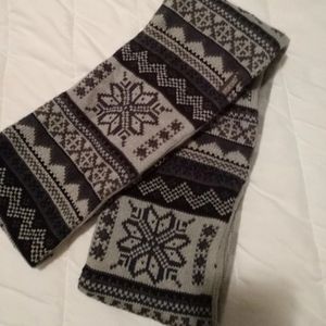 Muk Luks Scarf